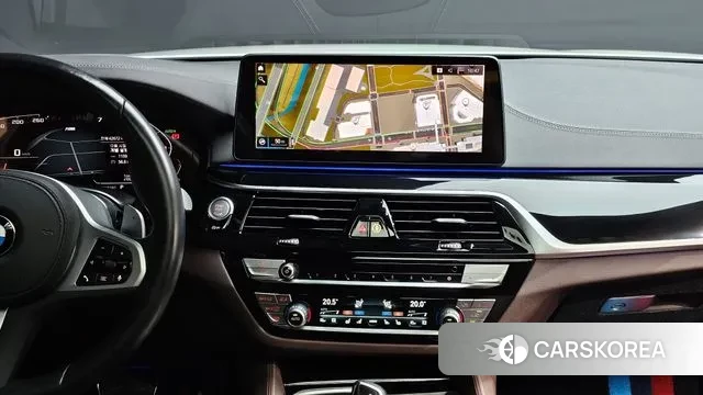 BMW 5 Series (G30) 2023 Белый из Кореи, фото 6