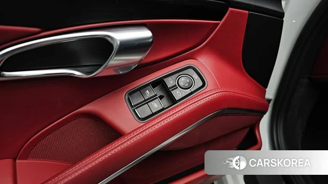 Porsche 718 Cayman 2021 Белый из Кореи, фото 6
