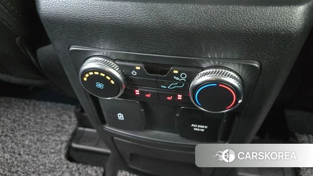 Ford Explorer 6th Generation 2022 Белый из Кореи, фото 6