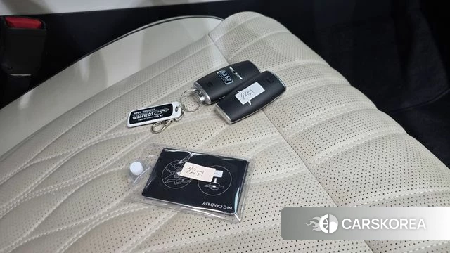 Genesis GV70 2023 Серый из Кореи, фото 6