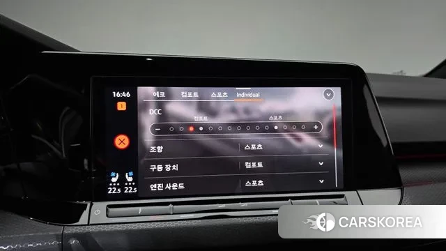 Volkswagen Golf 8th Generation 2023 Белый из Кореи, фото 6