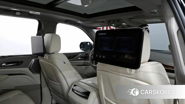 Cadillac Escalade 5th Generation 2023 Черный из Кореи, фото 6