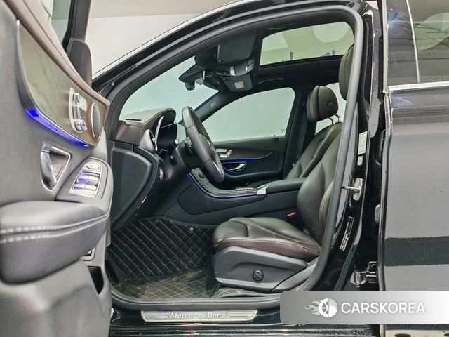 Mercedes-Benz GLC 2021 Черный из Китая, фото 6