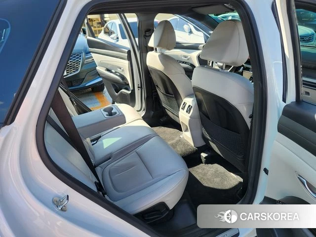 Hyundai The New Tucson (NX4) 2024 Белый из Кореи, фото 6