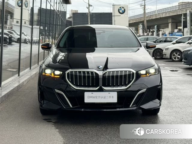 BMW 5 series 2025 Черный из Китая, фото 6