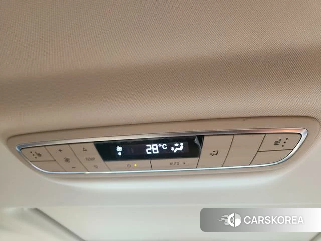 Buick GL8 2024 Шампань из Китая, фото 6