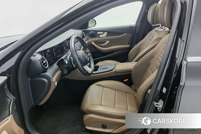 Mercedes-Benz E-class 2021 Черный из Китая, фото 6