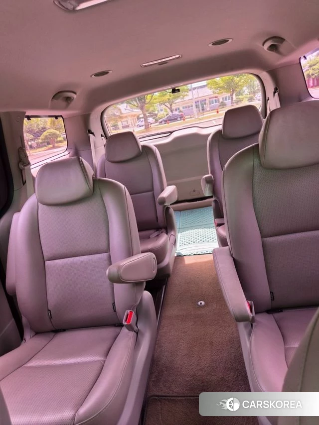 Kia The New Carnival 2018 Серебряный из Кореи, фото 6
