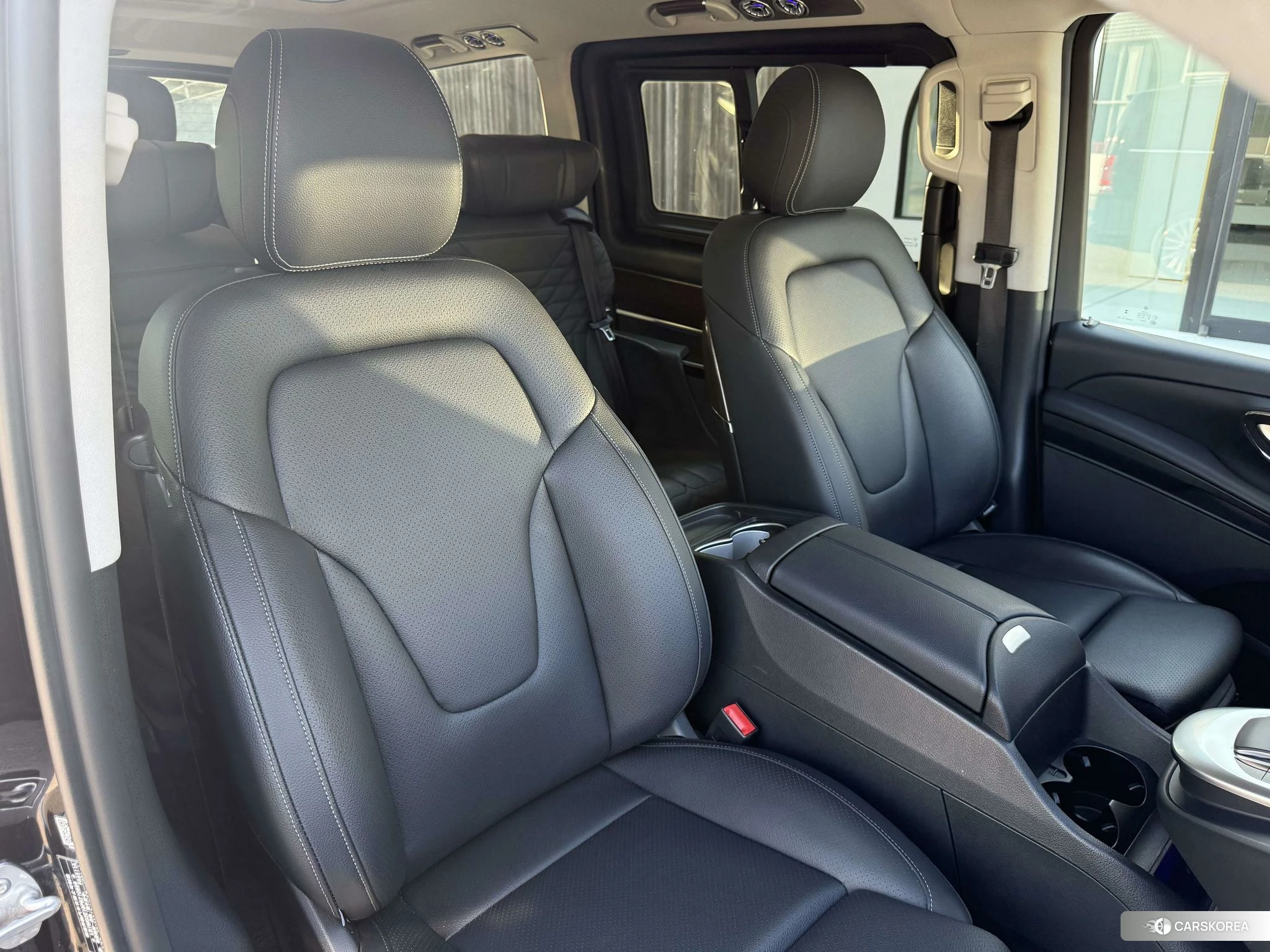 Mercedes-Benz V-class 2022 Черный из Китая, фото 6
