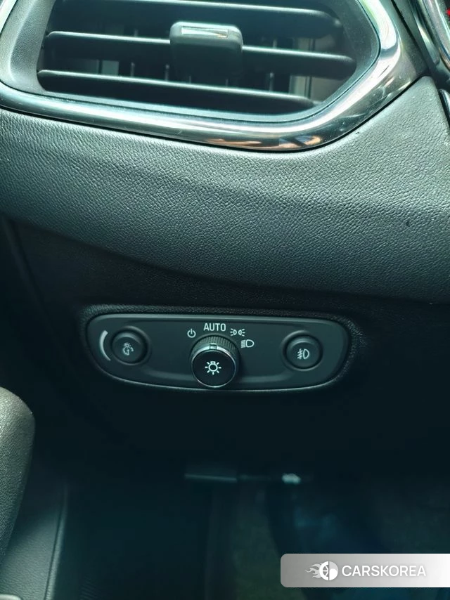 Chevrolet (GM Daewoo) Equinox 2019 Серебряный из Кореи, фото 6
