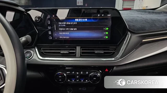 Chevrolet (GM Daewoo) Trax Crossover 2024 Белый из Кореи, фото 6