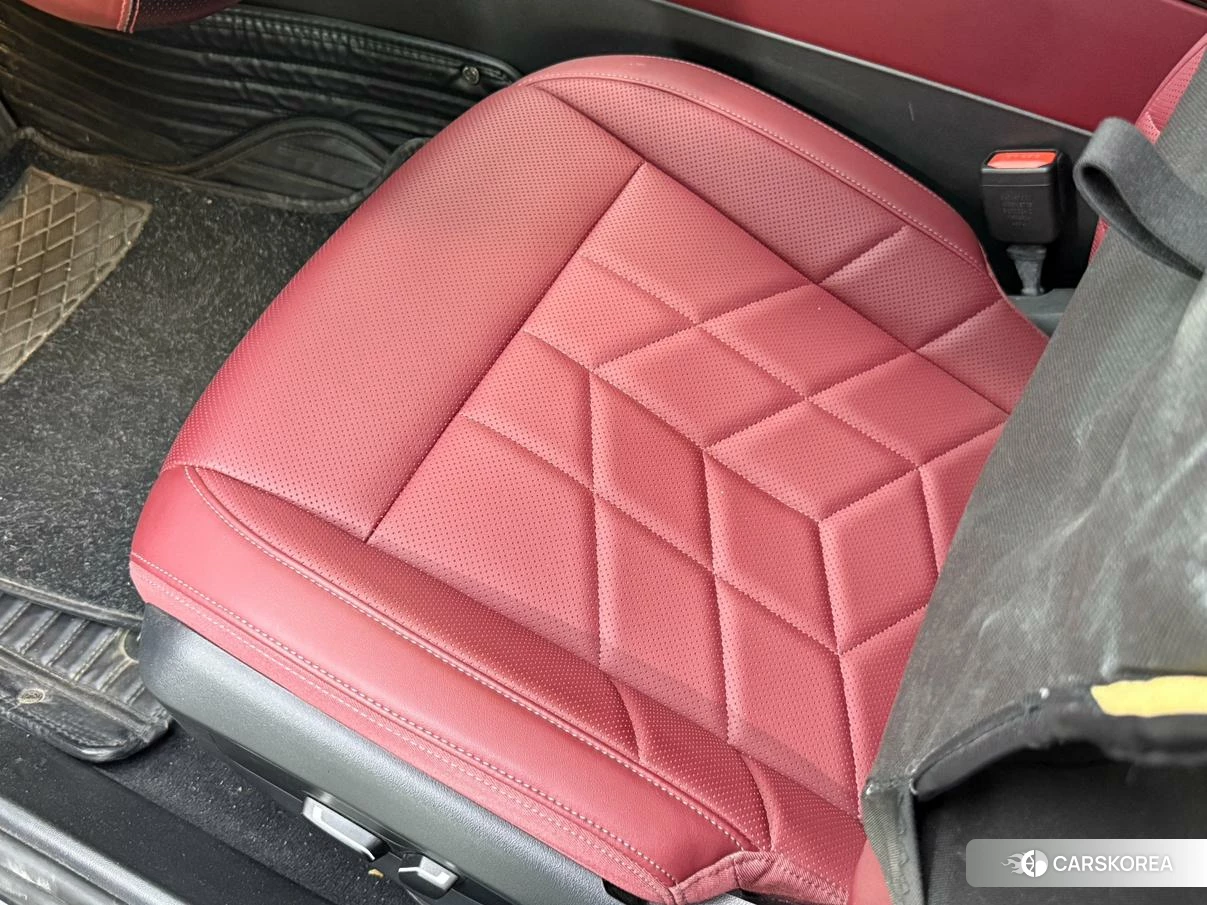 BMW 5 series 2024 Черный из Китая, фото 6