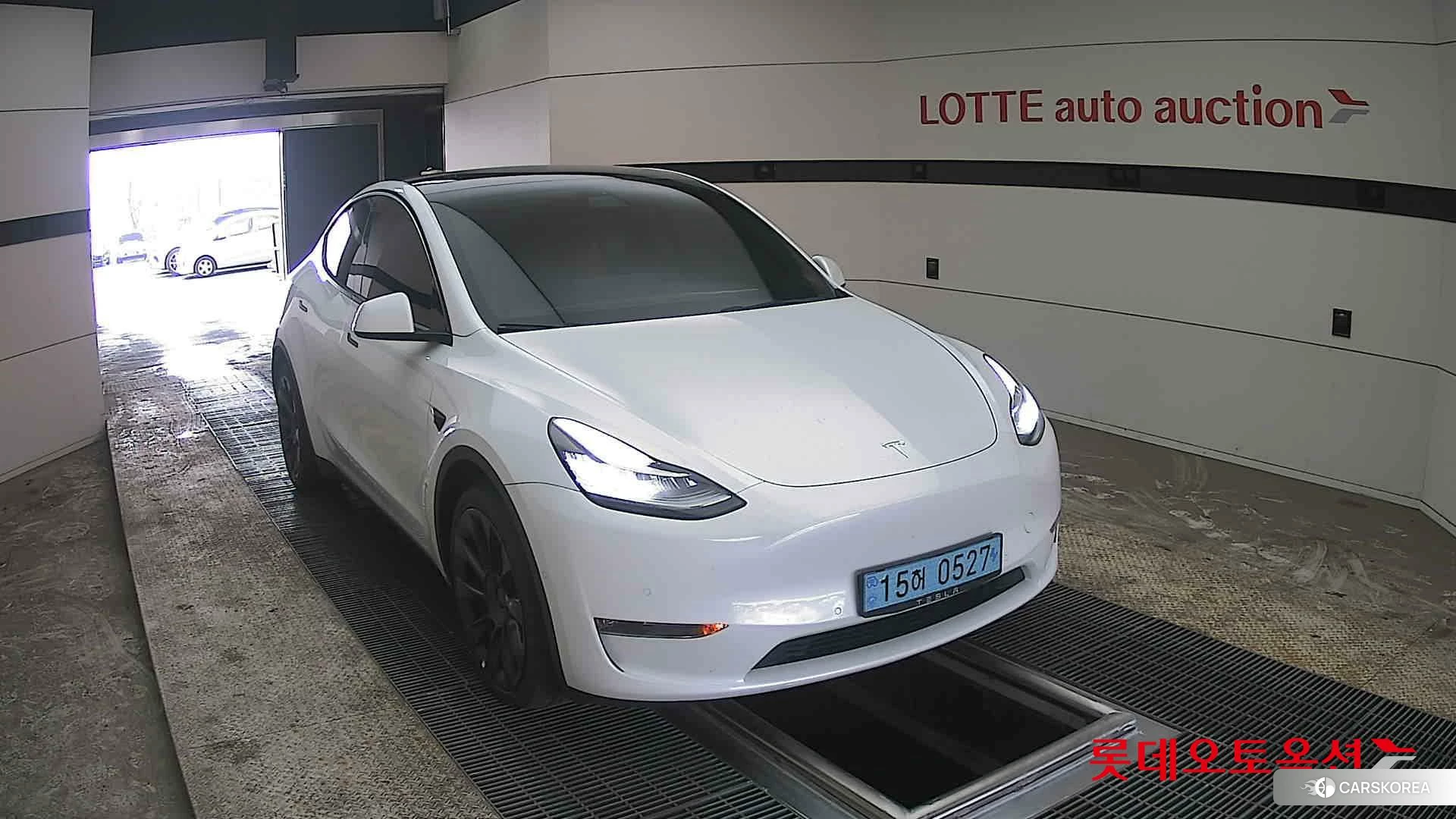 Tesla Model Y Long Range 2022 Pearl White Multi-coat из Кореи, фото 6