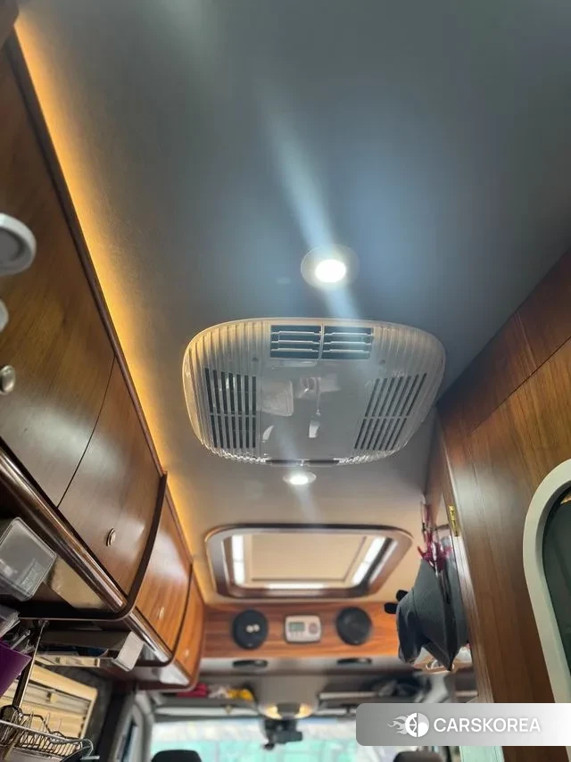 Mercedes-Benz Sprinter 2018 Белый из Кореи, фото 6