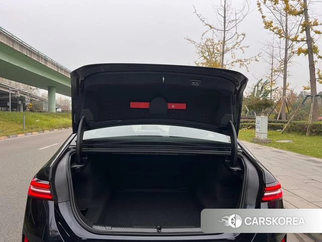 BMW 5 series 2025 Черный из Китая, фото 6