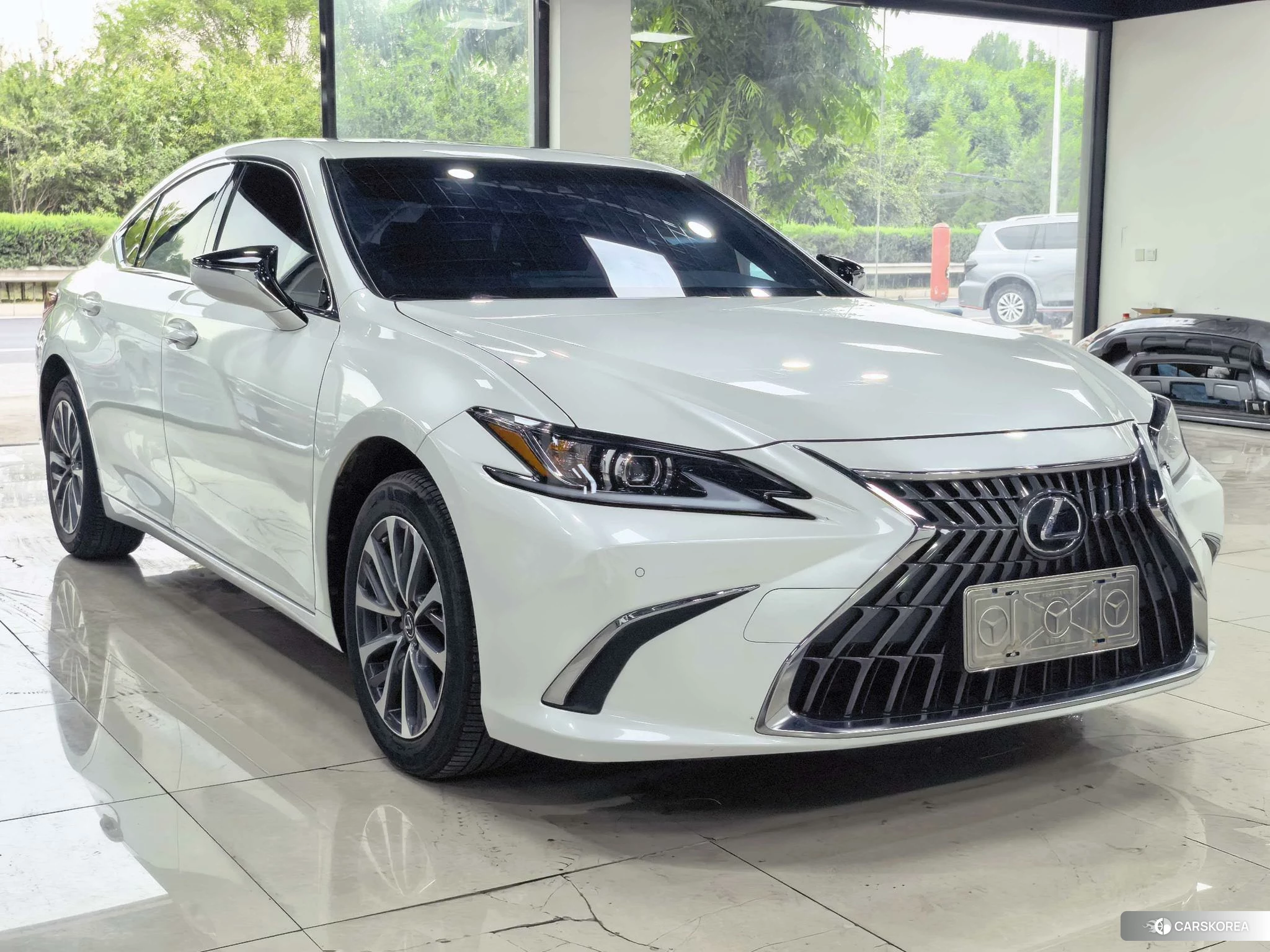 Lexus ES 2022 Белый из Китая, фото 6