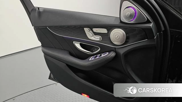 Mercedes-Benz C-Class W205 2019 Черный из Кореи, фото 6