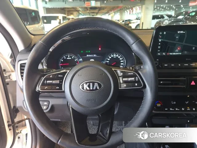 Kia Seltos 2021 Белый из Кореи, фото 6