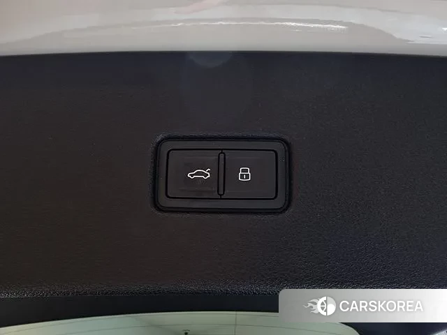 Audi Q5 (FY) 2023 Белый из Кореи, фото 6