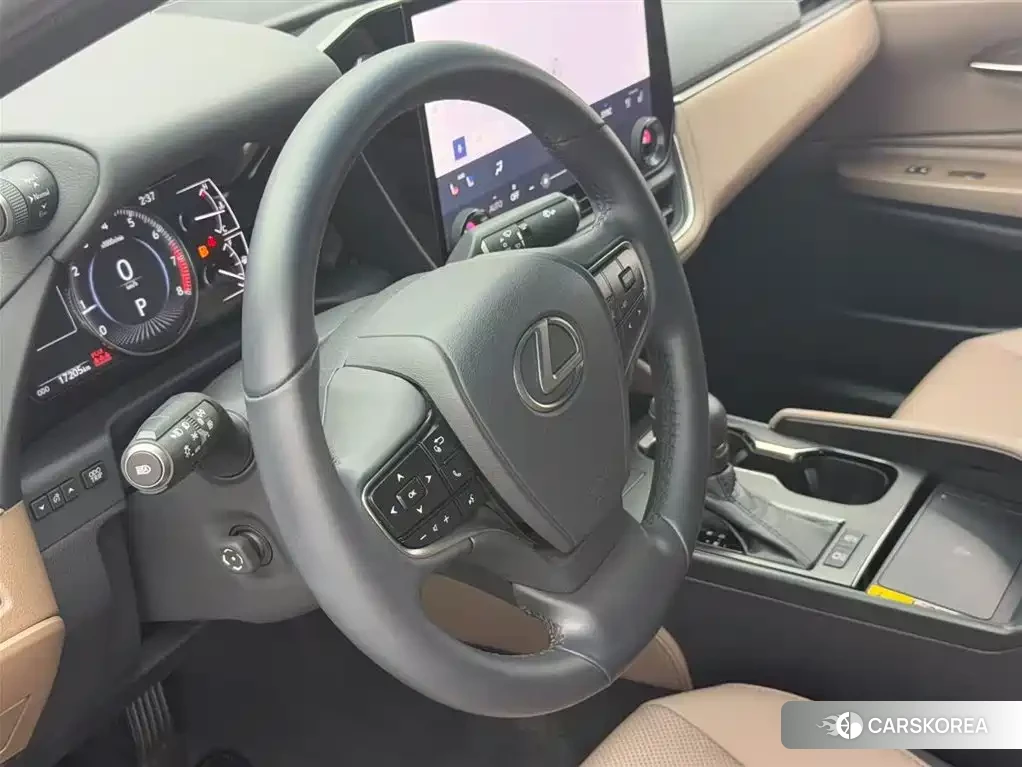 Lexus ES 2025 Silver/gray из Китая, фото 6