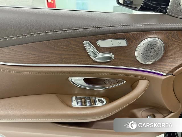 Mercedes-Benz E-class 2020 Черный из Китая, фото 6