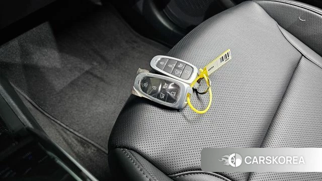 Hyundai Tucson (NX4) 2021 Серебряный из Кореи, фото 6