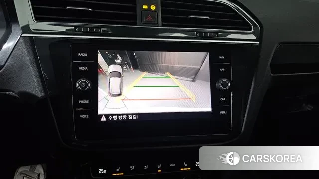 Volkswagen Tiguan second Generation 2019 Белый из Кореи, фото 6