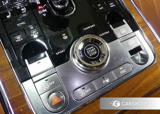 Bentley Flying Spur 3rd Generation 2022 Белый из Кореи, фото 6
