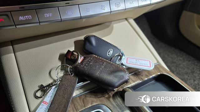 Kia More K9 2018 Светло-серебряный цвет из Кореи, фото 6