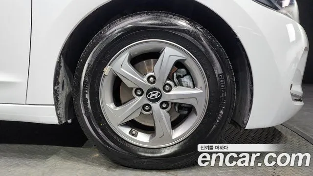 Hyundai Avante AD id 2629140 из Кореи 6