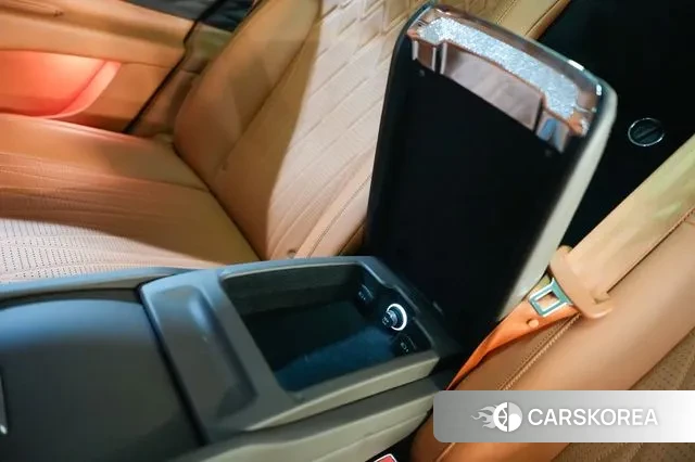 Bentley Flying Spur 3rd Generation 2022 Белый из Кореи, фото 6