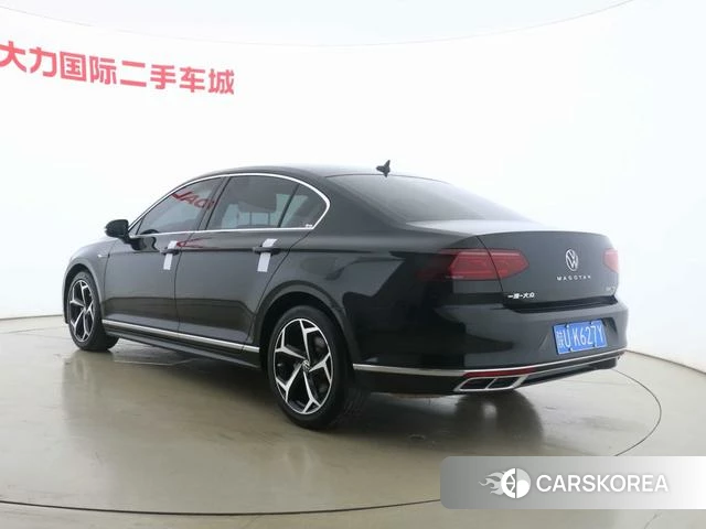 Volkswagen Magotan 2023 Черный из Китая, фото 6