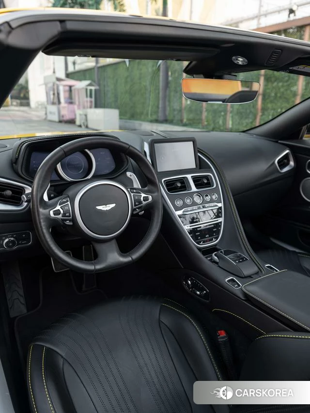 Aston Martin DB11 2021 Желтый из Китая, фото 6