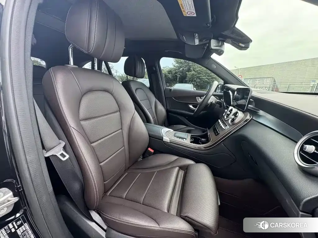 Mercedes-Benz GLC 2022 Черный из Китая, фото 6