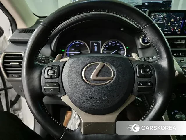 Lexus NX300h 2018 Белый из Кореи, фото 6