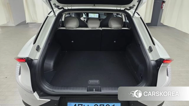 Kia EV6 2023 Белый из Кореи, фото 6