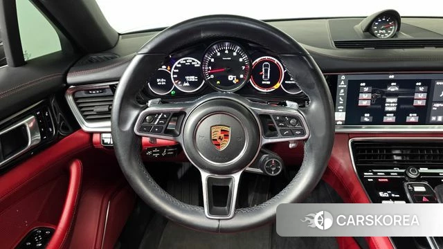 Porsche Panamera (971) 2018 Черный из Кореи, фото 6