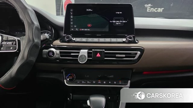 Kia Seltos 2022 Белый из Кореи, фото 6