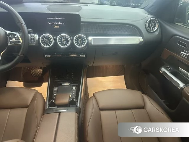 Mercedes-Benz GLB 2023 Черный из Китая, фото 6