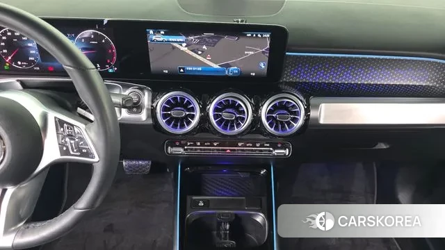 Mercedes-Benz GLB-Class X247 2024 Белый из Кореи, фото 6