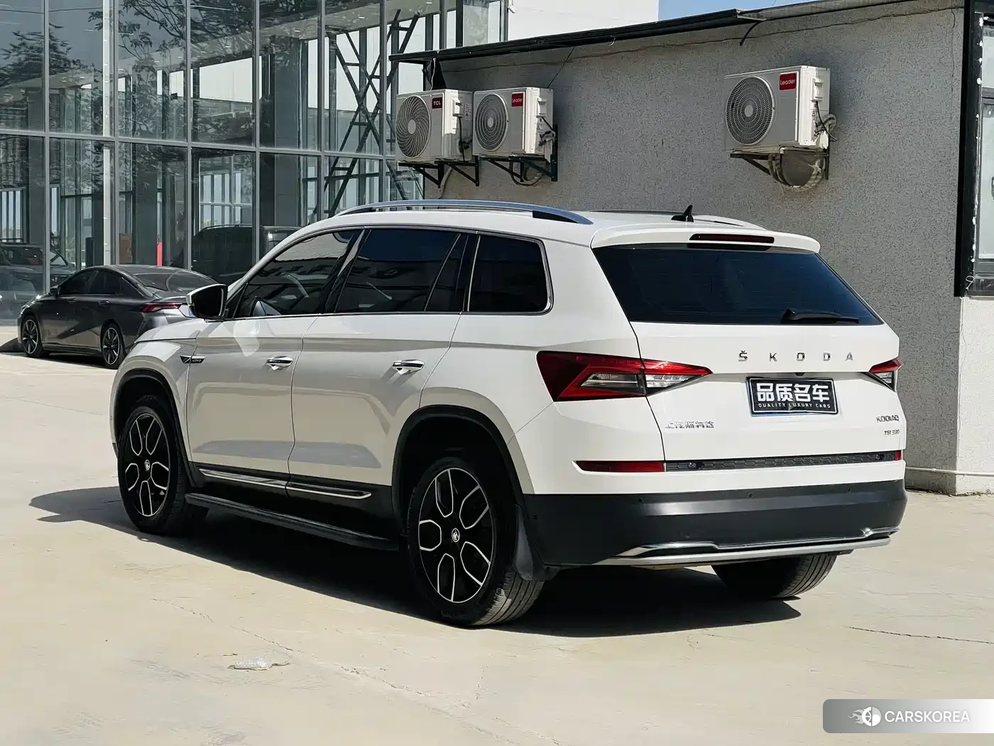 Skoda Kodiaq 2022 Белый из Китая, фото 6