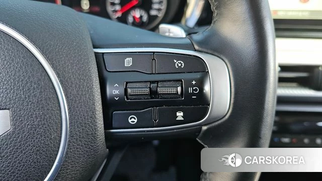 Kia K5 3rd generation 2023 Белый из Кореи, фото 6