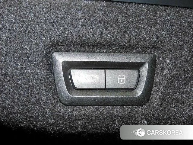 BMW 5 Series (G60) 2024 Серый из Кореи, фото 6