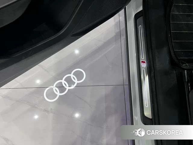 Audi Q3 2023 Белый из Китая, фото 6