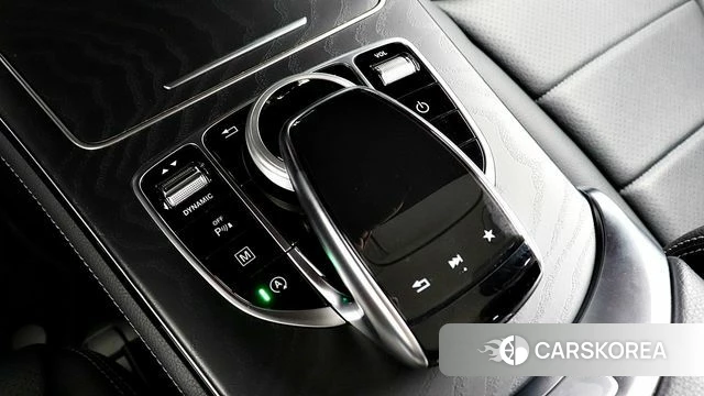 Mercedes-Benz GLC-Class X253 2019 Белый из Кореи, фото 6