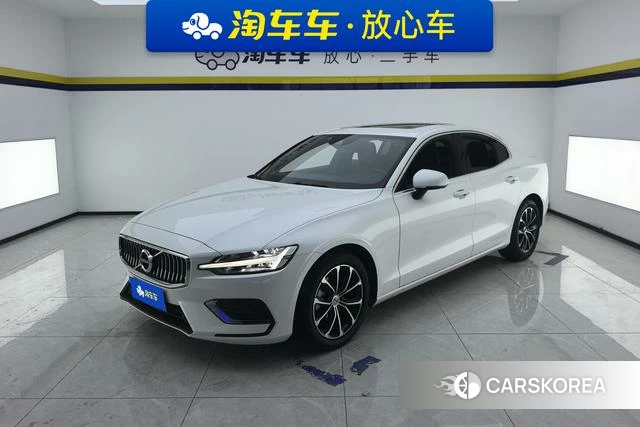 Volvo S60 2021 Белый из Китая, фото 6