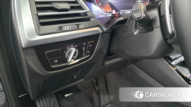 BMW X3 (G01) 2024 Черный из Кореи, фото 6
