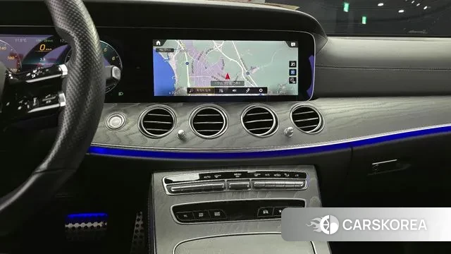 Mercedes-Benz E-Class W213 2022 Белый из Кореи, фото 6