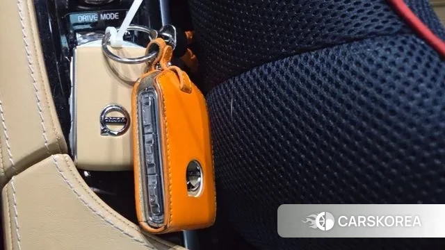 Volvo XC90 second Generation 2020 Серый из Кореи, фото 6