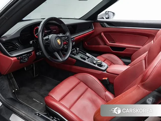 Porsche 911(992) 2021 Серебристо-серый из Кореи, фото 6